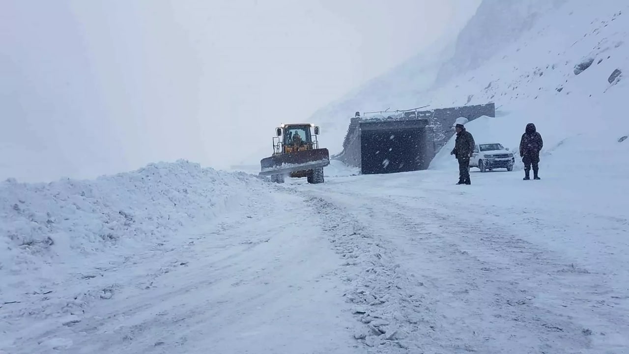 جا به جایی صدها جنگجوی طالب در سالنگ ها