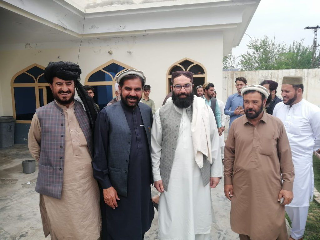 واکنش سخن گوی پولیس طالبان به سفر انس  حقانی به پاکستان: وزیرستان خانه ماست