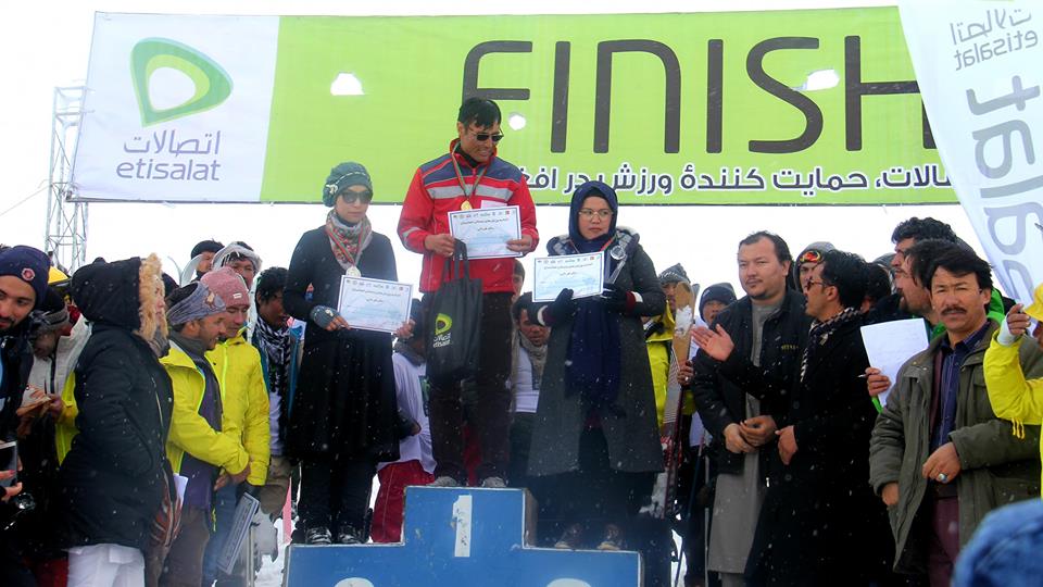برگزاری مسابقات اسکی در بامیان با حضور دو صد ورزشکار زن و مرد