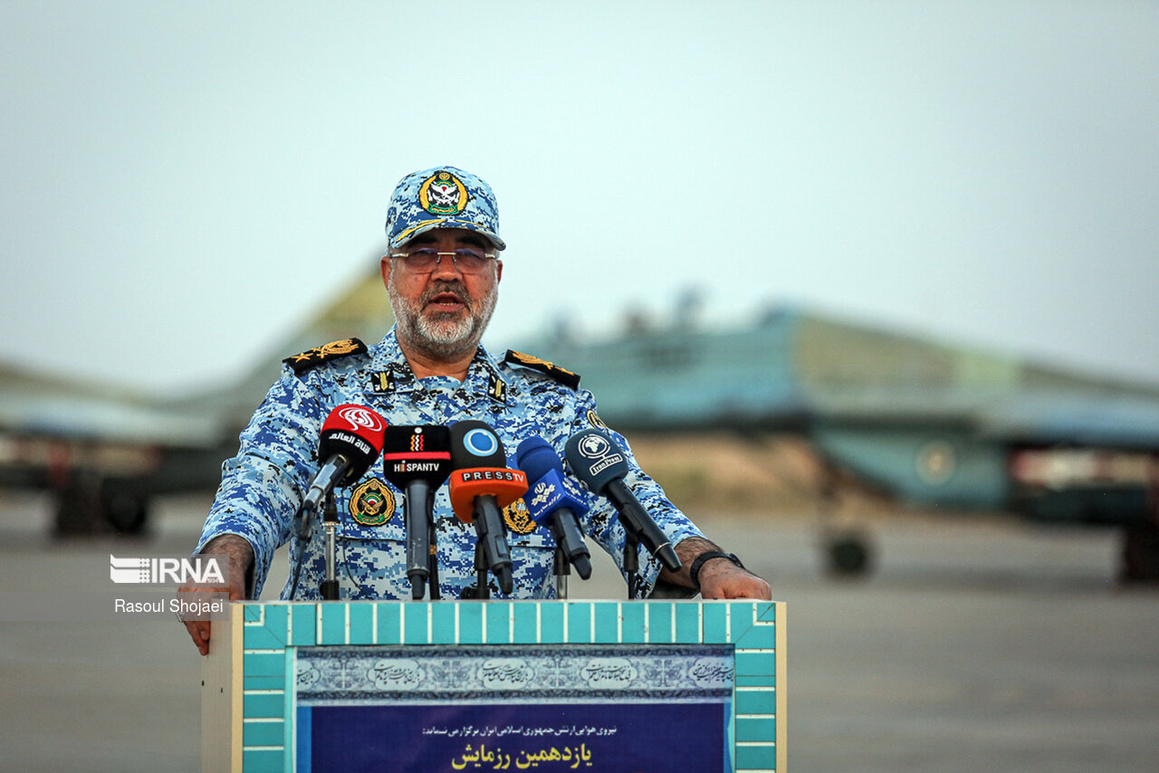 هشدار فرمانده نیروی هوایی ایران به اسرائیل: خطای راهبردی کنید با سوخو 24 جواب می گیرید