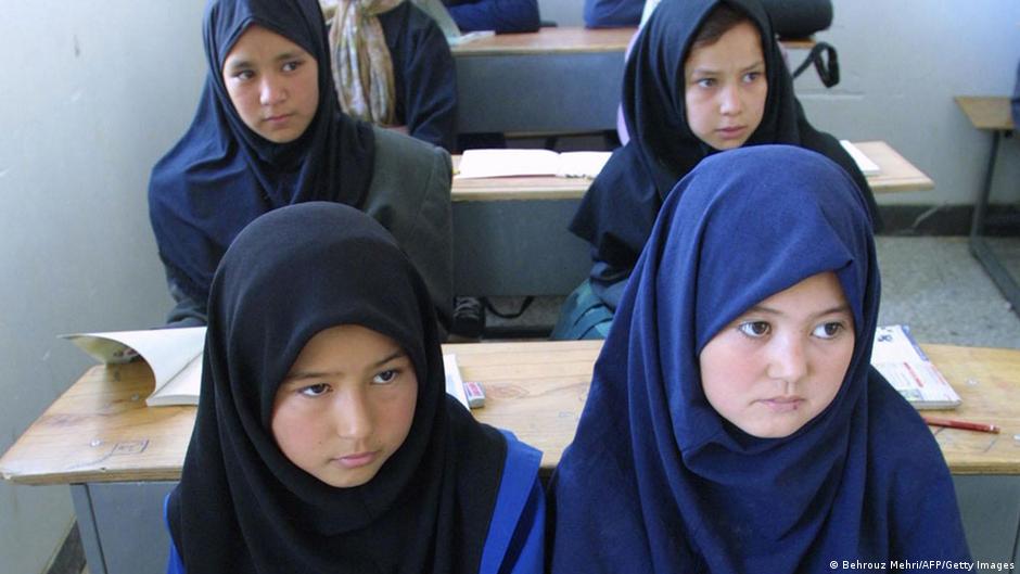 وزیر آموزش و پرورش ایران: کودکان افغانستانی بدون هیچ تمایزی در ایران تحصیل می کنند