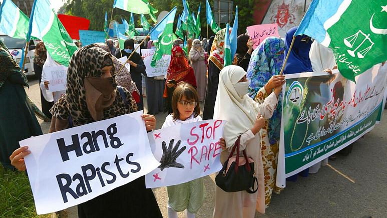 کابینه پاکستان با «اخته سازی شیمیایی» متجاوزان جنسی موافقت کرد