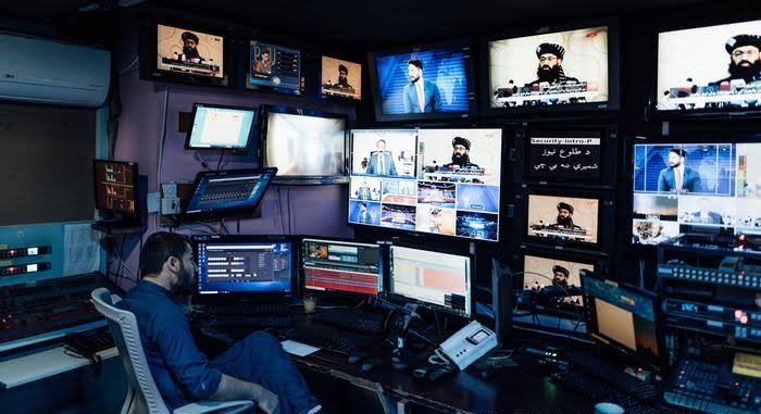 صدای رسانه ها در حال خاموشی؛ سرکوب سیستماتیک و تعطیلی 20 شبکه تلویزیونی در افغانستان صدای رسانه ها در حال خاموشی؛ سرکوب سیستماتیک و تعطیلی 20 شبکه تلویزیونی در افغانستان