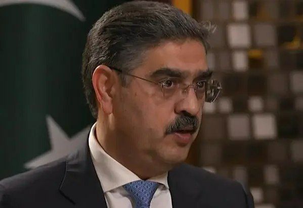 نخست وزیر پاکستان به طالبان: اگر پاکستان از داعش حمایت کند، واکنش شما چه خواهد بود؟