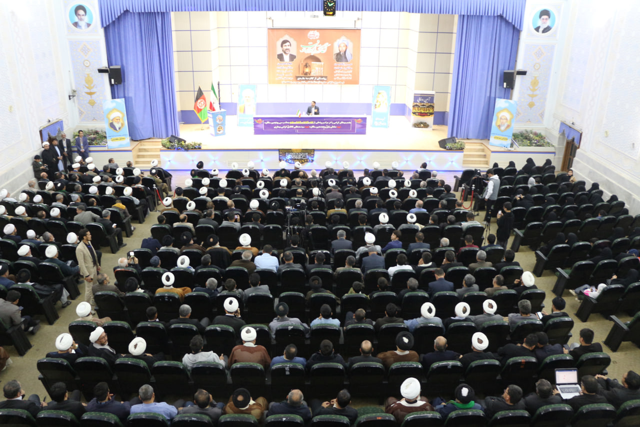 تجلیل از سی و پنجمین سالیاد شهادت استاد شهید صادقی نیلی و هجدهمین سالیاد شهید استاد کاظمی در شهر مقدس قم