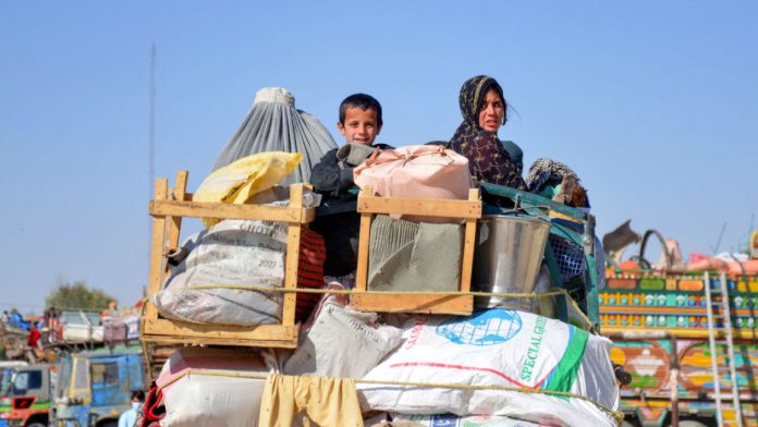 بازگشت اجباری بیش از 5 هزار مهاجر افغانستانی در یک روز؛ تشدید بحران انسانی