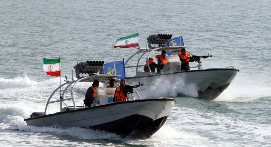 مقام اطلاعاتی آمریکایی: تنگه هرمز کاملاً تحت کنترل ایران است - خبرگزاری افغان ایرکا