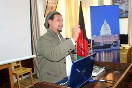  محمد امان مبارز، منشى شوراى ولایتى کاپیسا در انفجار ماین کشته شد  - خبرگزاری افغان ایرکا