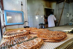  آیا نان به اتباع خارجی در ایران با قیمت آزاد فروخته می شود؟ - خبرگزاری افغان ایرکا
