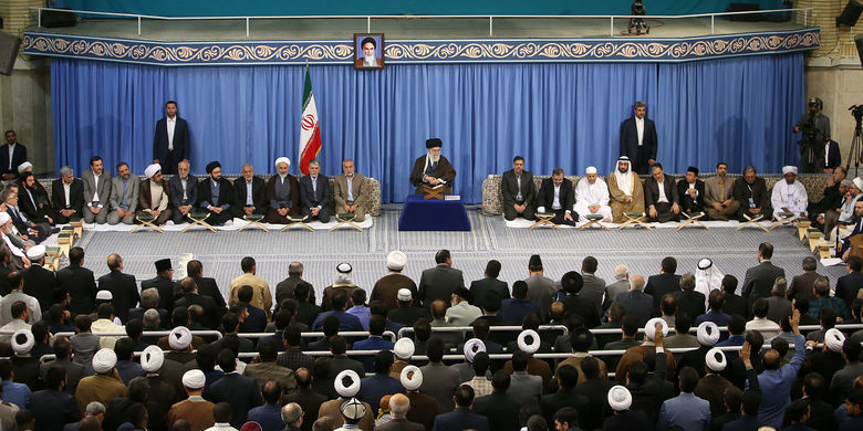 کشورهای اسلامی به دلیل عمل نکردن به قرآن گرفتار ضربه ی عقب ماندگی و تسلط کفار شده اند - خبرگزاری افغان ایرکا
