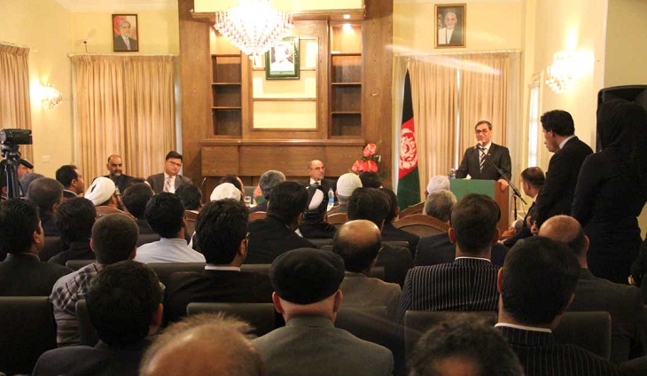 دیدار وزیر دفاع با دیپلمات ها و نمایندگان جامعه مهاجرین افغانستان در ایران - خبرگزاری افغان ایرکا