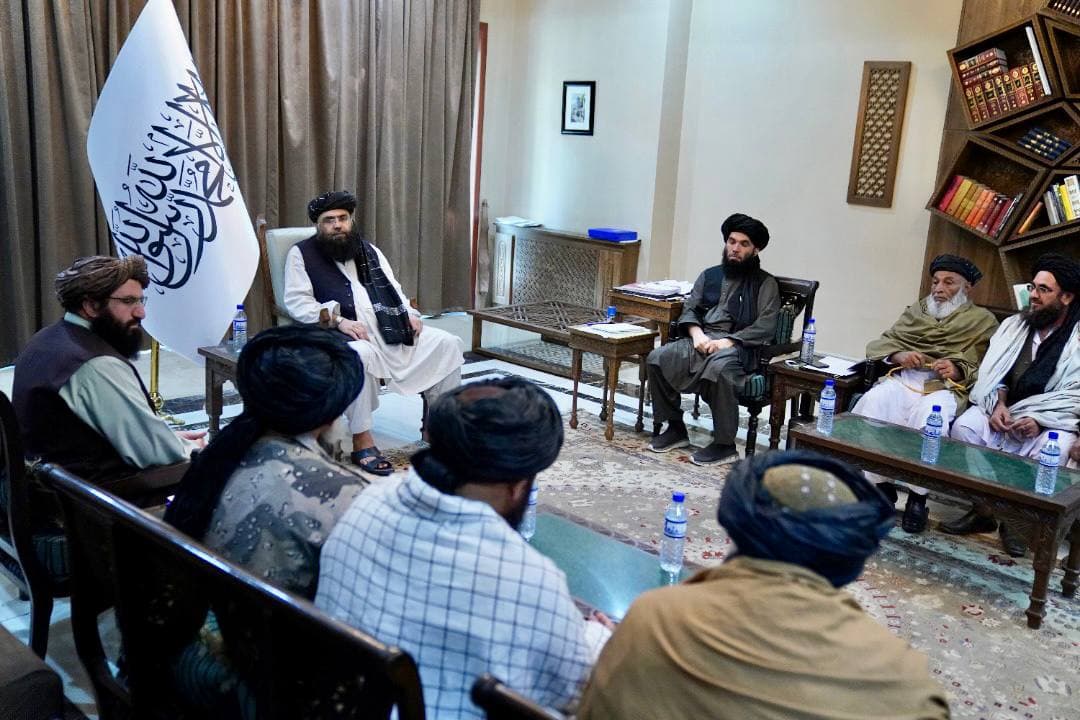 دیدار معاون سیاسی نخست وزیر حکومت طالبان با بزرگان و عالمان 4 ولایت در قصر سپیدار - خبرگزاری افغان ایرکا
