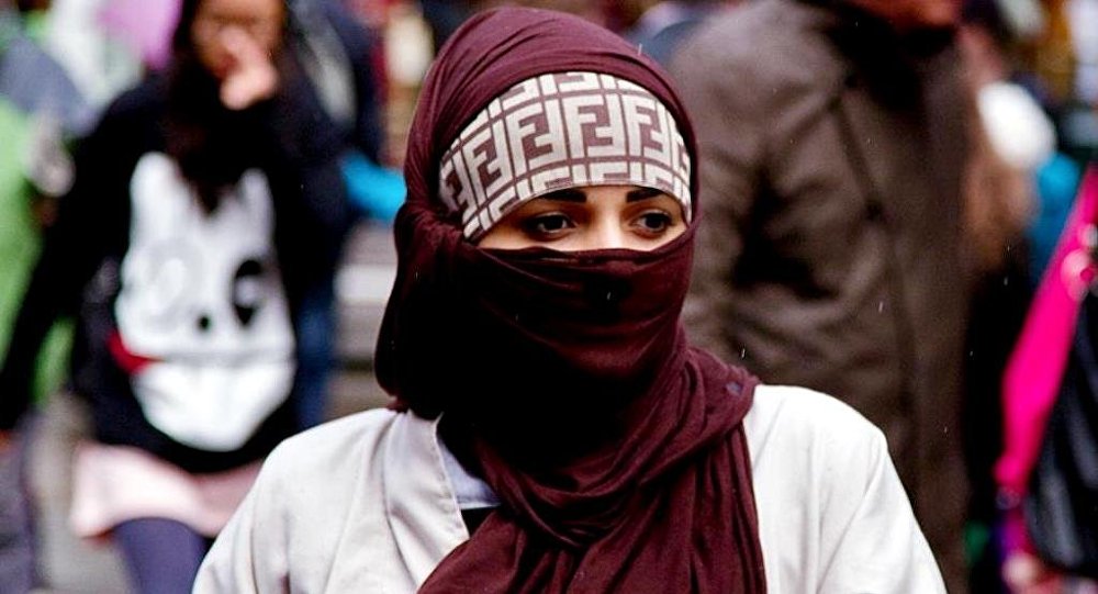 مفتی سعودی: زیارت قبور برای زنان جایز است - خبرگزاری افغان ایرکا