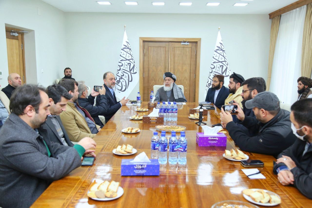 مقام ارشد طالبان: تعلیم دختران حق مشروع آنان است - تصویر دوم خبر