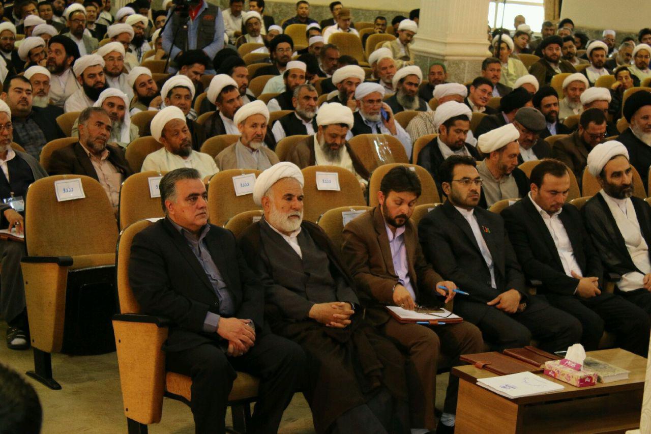 پنجمین همایش بررسی مسائل فرهنگی، اجتماعی پناهندگان افغانستانی در ولایت قم ایران برگزار شد - تصویر سوم خبر