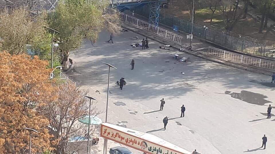  انفجار انتحاری مهیب کابل را لرزاند  - تصویر دوم خبر