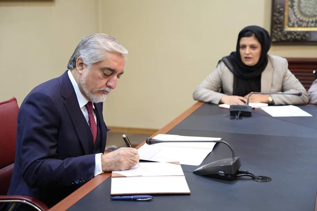 عبدالله: سخن گفتن در مورد جزییات حکومت پس از صلح زود است - خبرگزاری افغان ایرکا