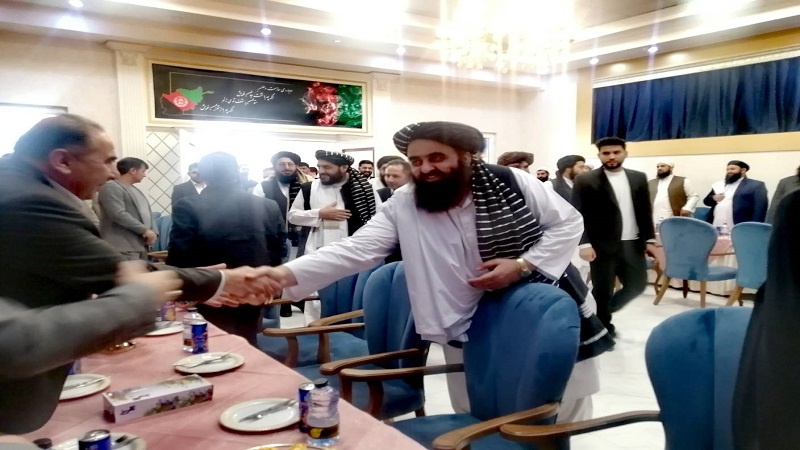 وزیر خارجه طالبان: چگونه می شود کسی جمعیت شیعیان را در افغانستان انکار کند؟ - تصویر دوم خبر