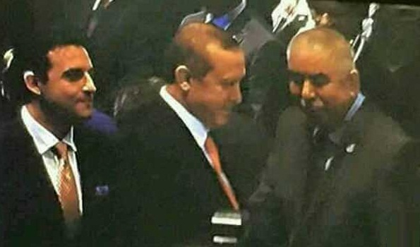 جنرال عبدالرشید دوستم معاون نخست ریاست جمهوری از سوی رئیس جمهور ترکیه تقدیر شد - تصویر سوم خبر