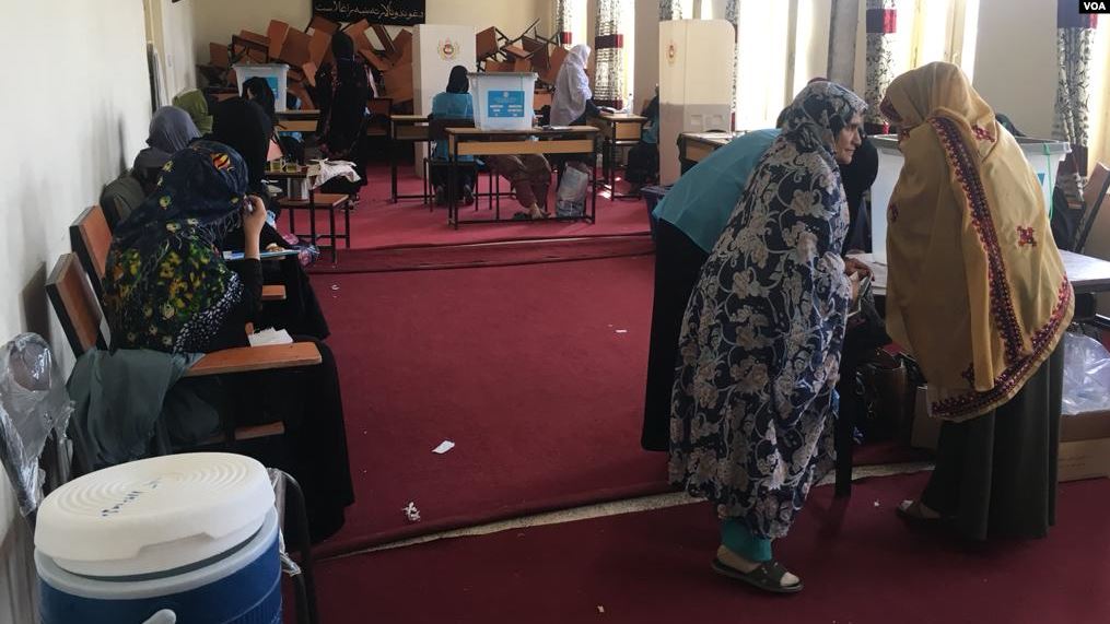 انتخابات ریاست جمهوری 6 میزان چگونه برگزار شد؟ - تصویر دوم خبر