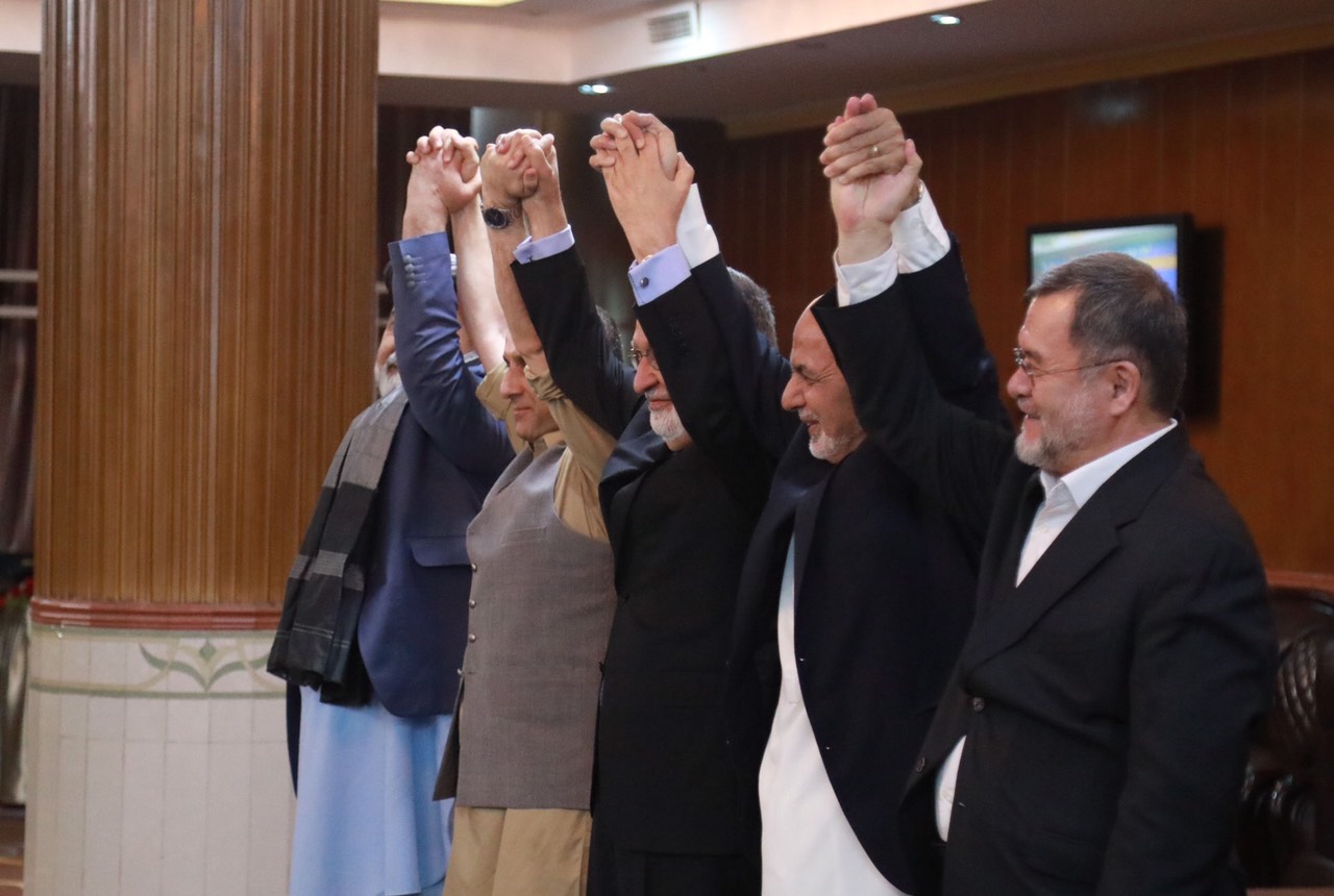 دست بلندکردن هایی که خاطرات انتخابات سال 2014 را یادآور می شود - خبرگزاری افغان ایرکا