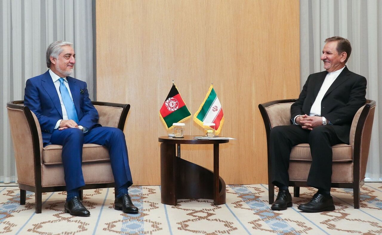 دیدار داکتر عبدالله رییس اجرایی دولت با جهانگیری معاون اول رئیس جمهور ایران - خبرگزاری افغان ایرکا