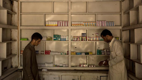 طالبان 10 دواخانه را در هرات تعطیل کرد