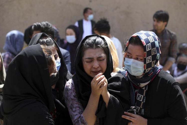 آسوشیتدپرس: هزاره ها در مکتب، بازی و حتی هنگام تولد کشته می شوند - خبرگزاری افغان ایرکا
