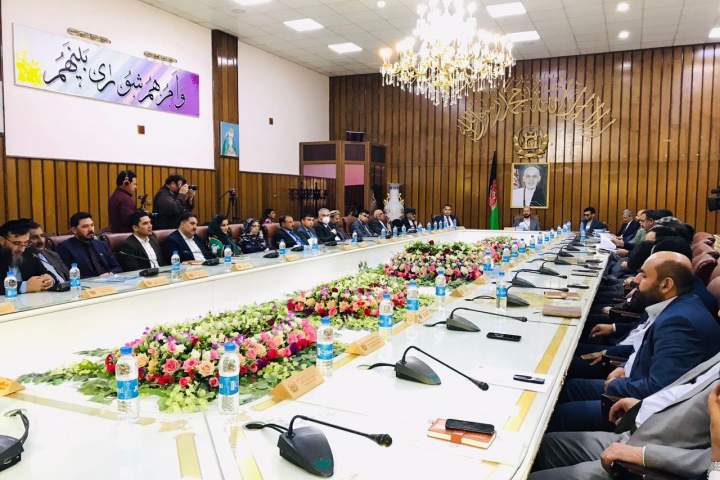 محمد اسحاق رهگذر از کرسی مقام ولایت بلخ خداحافظی کرد - خبرگزاری افغان ایرکا