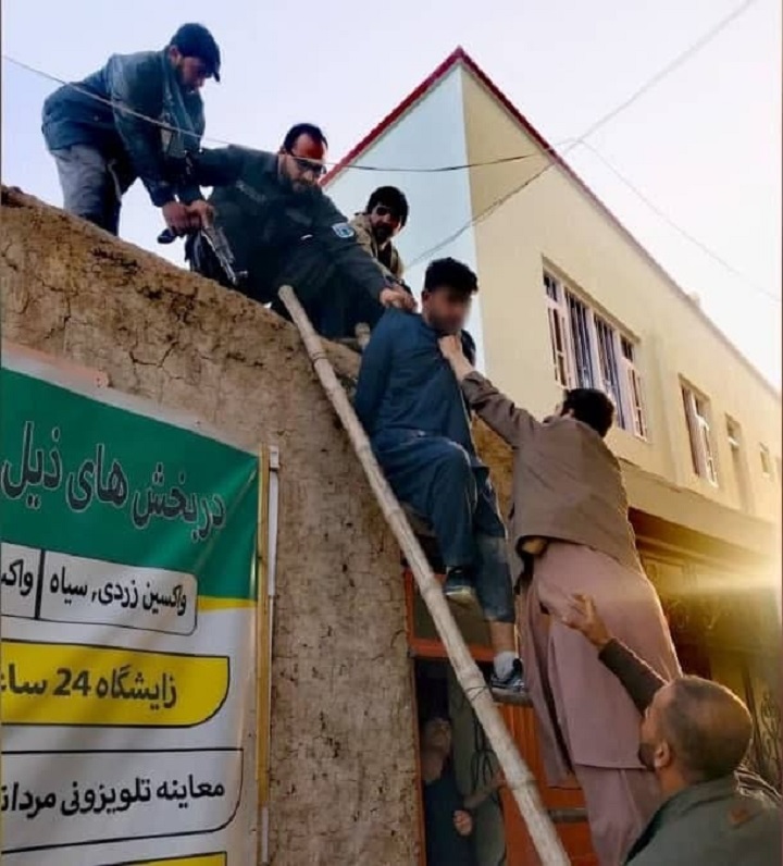 پولیس کابل سمیع الله مشهور به «باشه» را به اتهام دزدی موتر بازداشت کرد - خبرگزاری افغان ایرکا
