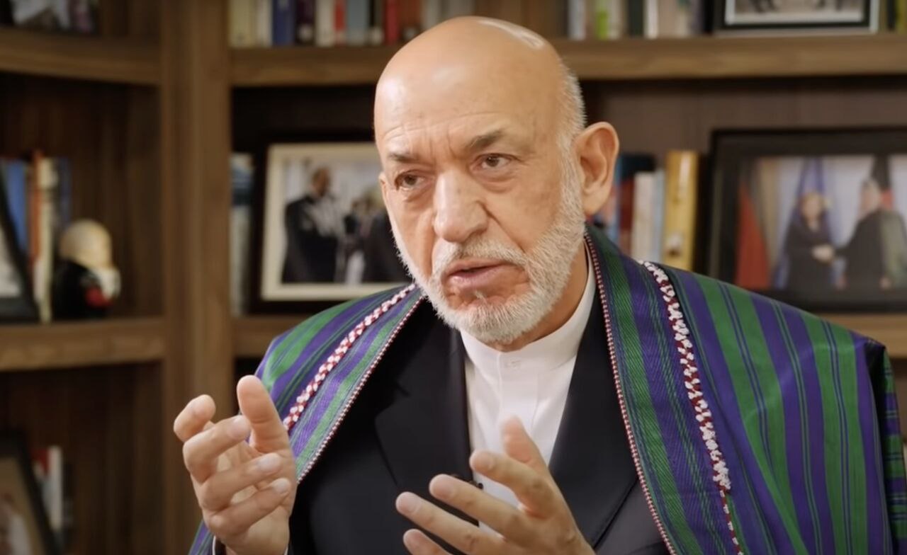 کرزی: بدون تحصیل دختران افغانستان پیشرفت نمی کند