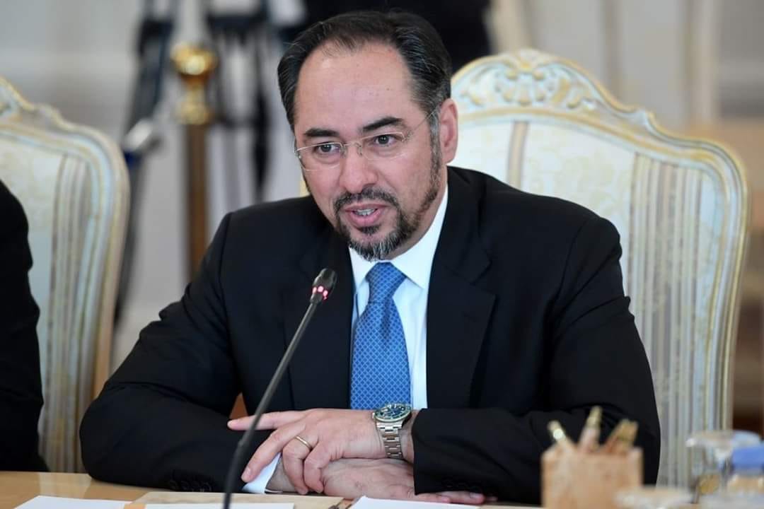 وقتی که اشرف غنی احمدزی نتواند با صلاح الدین ربانی وزیر خارجه خود صلح نماید چگونه می تواند با مخالفان نظام صلح کند؟! - تصویر دوم خبر