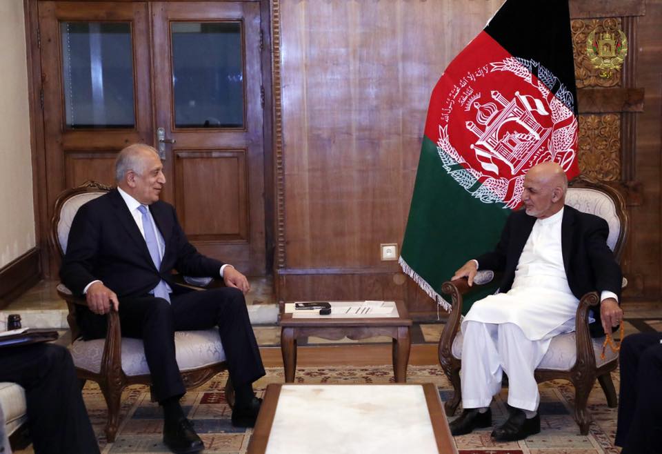 رئیس جمهور غنی: لازم است تا زلمی خلیل زاد برای مدتی در کابل بماند!  - خبرگزاری افغان ایرکا
