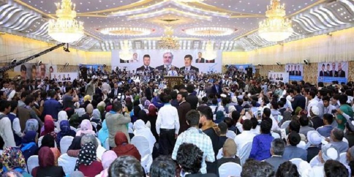 مسخره کردن شعاری عدالت عمری رییس جمهور غنی توسط رییس اجراییه - خبرگزاری افغان ایرکا
