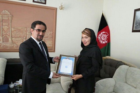 قدردانی جنرال قونسلگری افغانستان در مشهد از مربی و تمام اعضای تیم قایقرانی دختران مهاجر افغانستانی