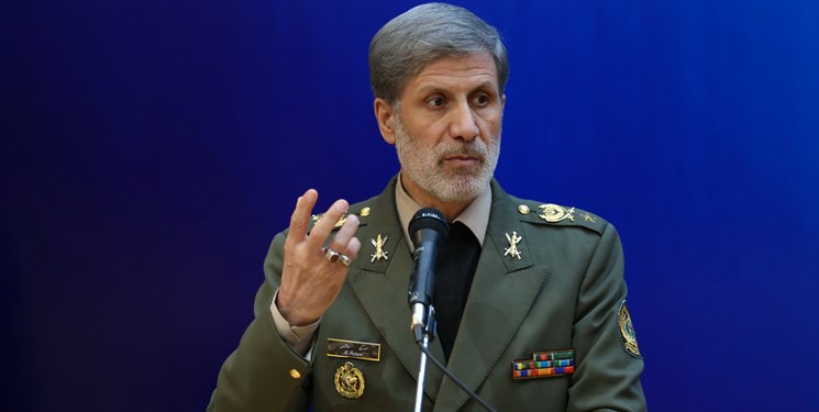 وزیر دفاع ایران از برد 1000 کیلومتر موشک کروز دریایی «شهید ابومهدی» و 1400 کیلومتری موشک بالستیک «شهید حاج قاسم» خبر داد