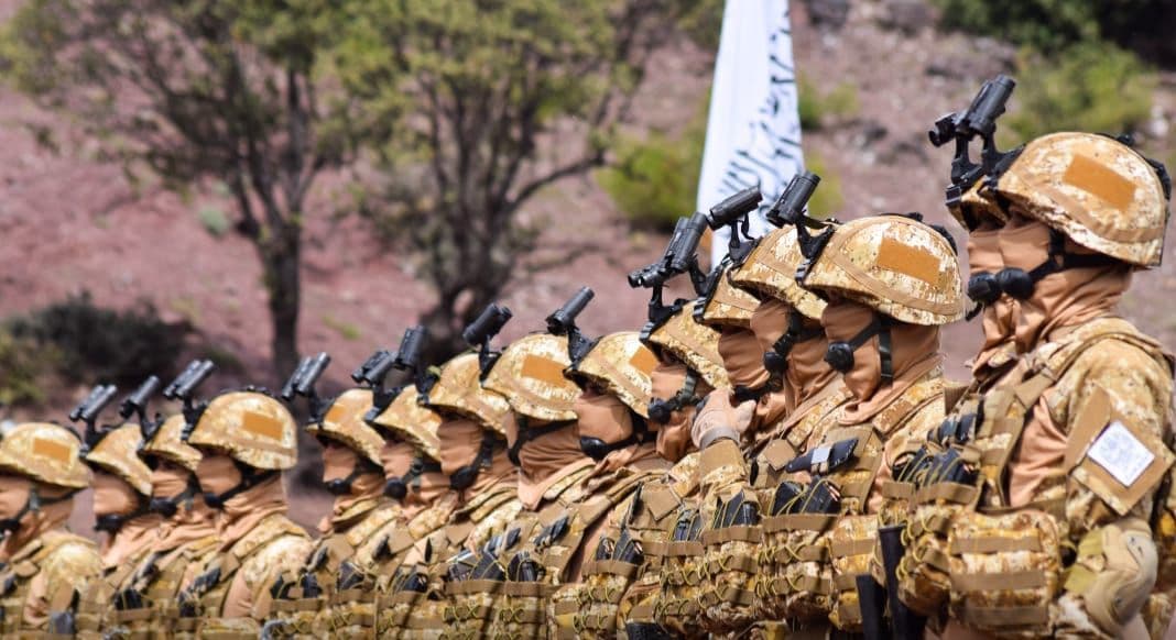 معاون سخن گوی طالبان: «نیروی فاتح» از دین، خاک و نظام اسلامی به قیمت جان دفاع می  کنند - خبرگزاری افغان ایرکا