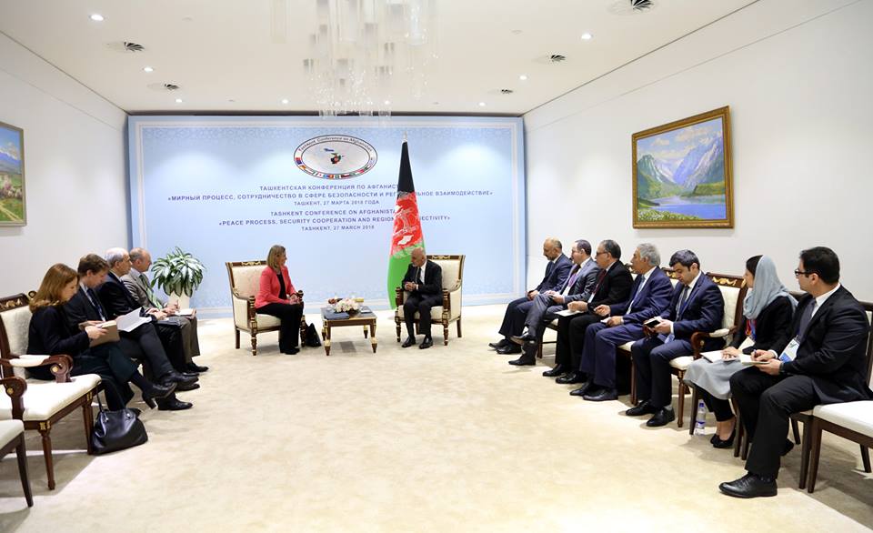رئیس جمهور غنی با خانم موگرینی مسئول روابط خارجی اتحادیۀ اروپا دیدار کرد - تصویر دوم خبر