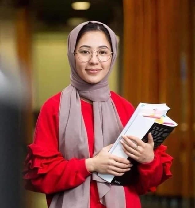 دختر افغانستانی در نیوزلند افتخار آفرید (عکس) - تصویر دوم خبر