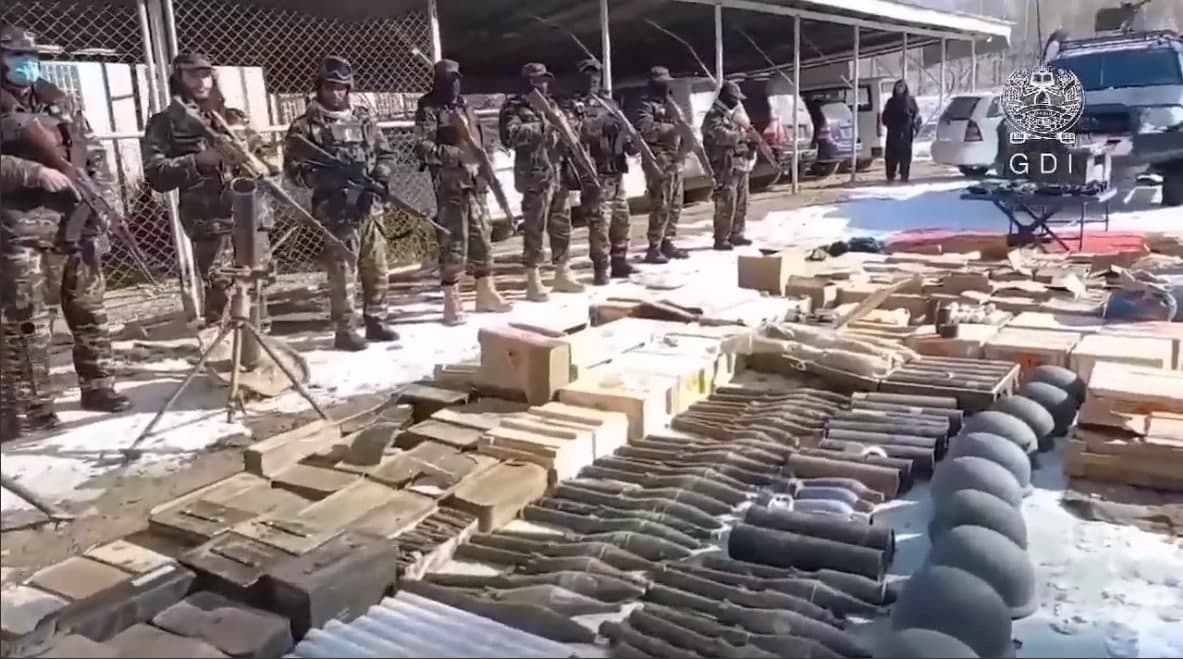 طالبان: سه دیپوی جنگ افزار فرمانده علیپور را در بهسود کشف کردیم - خبرگزاری افغان ایرکا