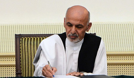 رییس جمهور غنی بازنشستگی 164 جنرال ارتش را امضا کرد - خبرگزاری افغان ایرکا
