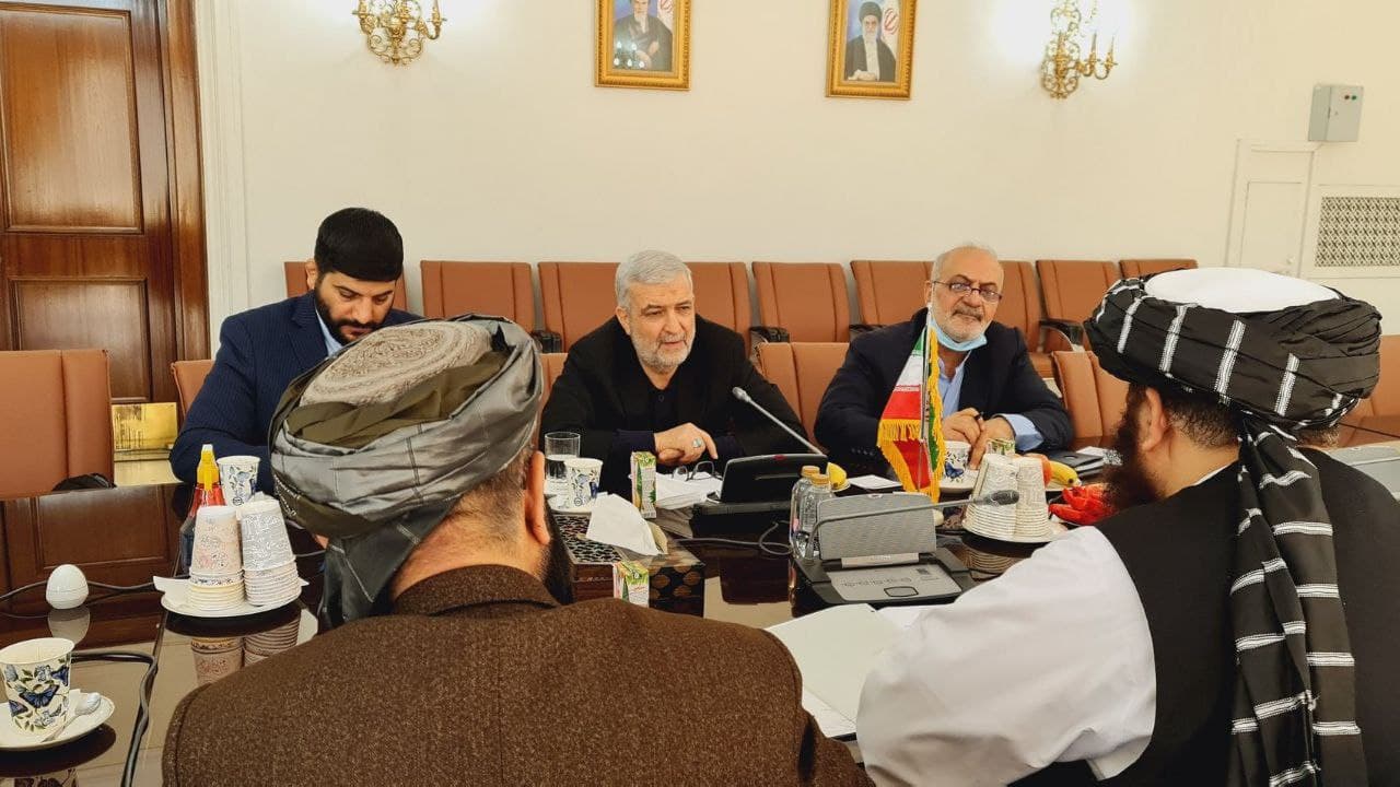 دیدار هیات طالبان با نماینده رئیس جمهور ایران در امور افغانستان - خبرگزاری افغان ایرکا
