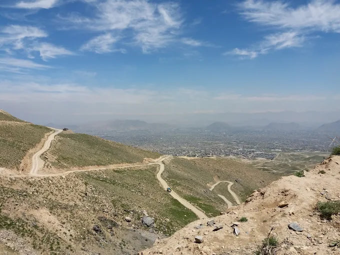 شهرک «حاجی نبی» در بلاتکلیفی؛ ساکنان شهرک برای دادخواهی راهی قندهار شدند