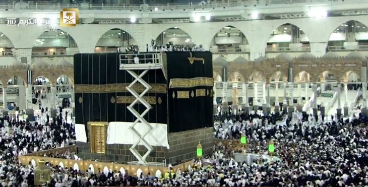 پرده کعبه تعویض شد - خبرگزاری افغان ایرکا