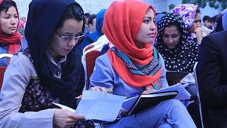وزارت تحصیلات عالی: صنف دانش جویان دختر و پسر در سال جدید در دانشگاه ها تفکیک می شوند - خبرگزاری افغان ایرکا