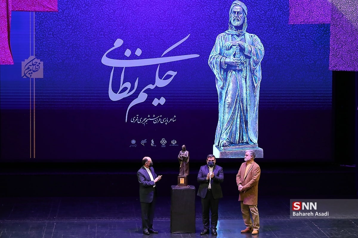  ایران در حوزه تمدنی، با خط کشی و مرزهای جغرافیایی از هم جدا نمی شود/ حکیم نظامی یکی از محورهای وحدت آفرین است 