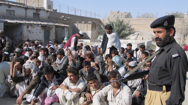 هشدار پاکستان به مهاجرین افغان: ترک کشور تا 31 مارس الزامی است - خبرگزاری افغان ایرکا