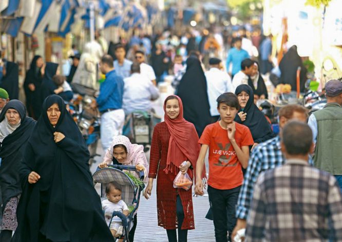 چرا افغانستانی های مقیم ایران را متهم ردیف اول «شبکه نفوذ» معرفی می کنند؟