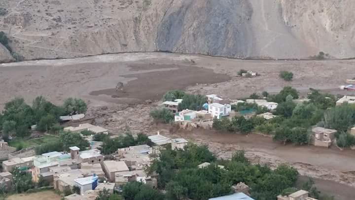 در نتیجۀ لغزش کوه در بدخشان 30 تن جان باختند  - خبرگزاری افغان ایرکا