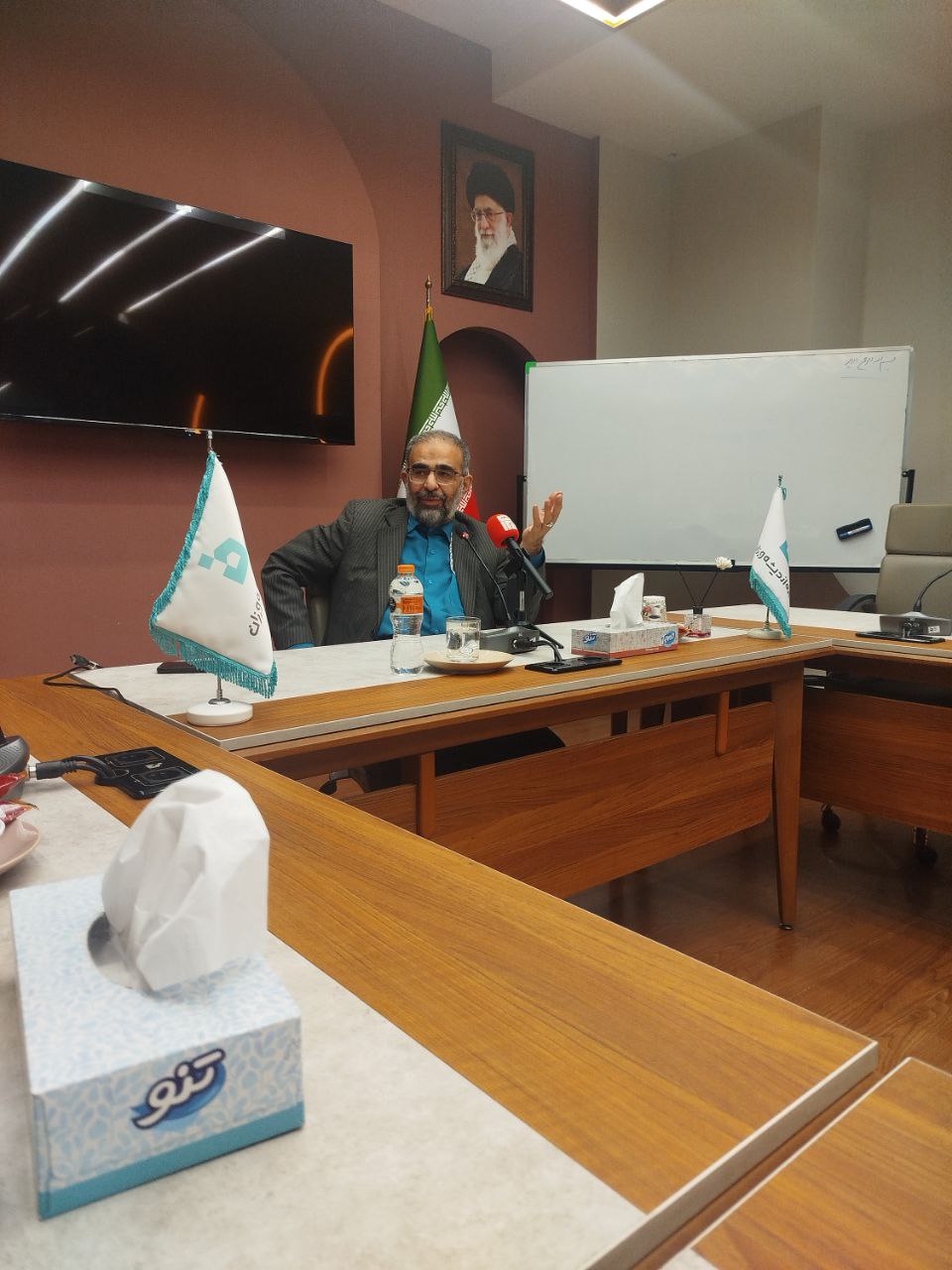 استاد ایرانی مطالعات تمدنی: ایرانی و افغانستانی «بیگانه» نیستند! - تصویر دوم خبر